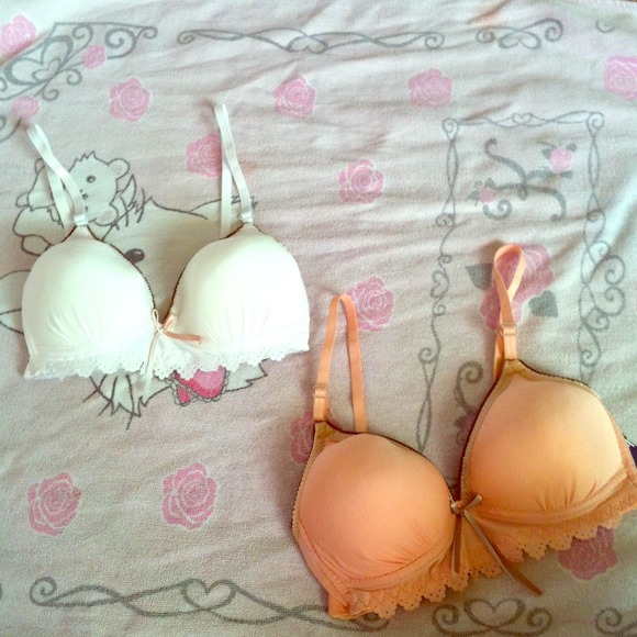 RESERVED Bra Set 30B 🔴NWOT🔴