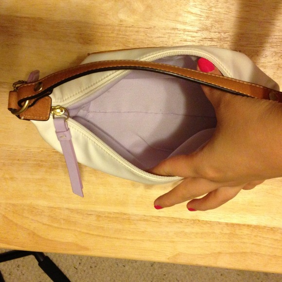 Small Coach Purse - Picture 4 of 4