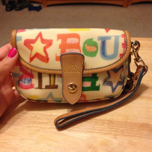 Dooney & Bourke Wristlet - Picture 1 of 3