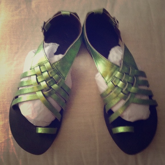 Dollhouse Metallic Green Leather Sandals