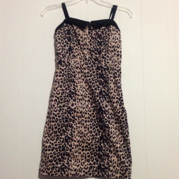 Forever 21 Leopard print Dress
