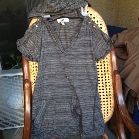 l.e.i. Hooded top