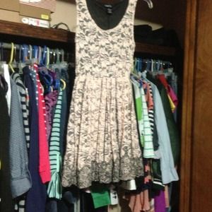 Lace Rue 21 dress!!