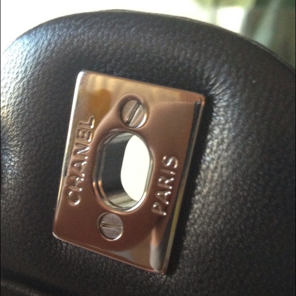 CHANEL limited edition mini flap patent lambskin - Picture 2 of 4