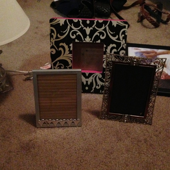 Random decorations! - Picture 2 of 3
