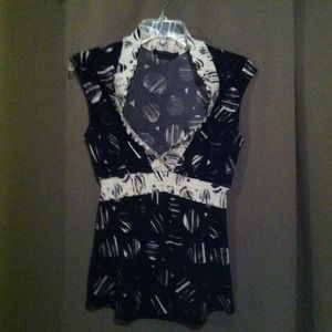 BCBG sleeveless top NWOT