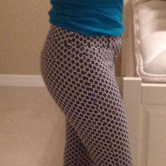 Pattern pants - Picture 2 of 3