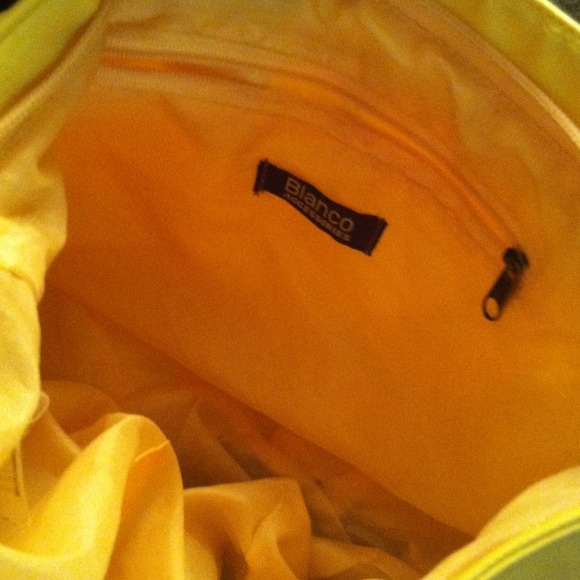 Handbag - Picture 2 of 4