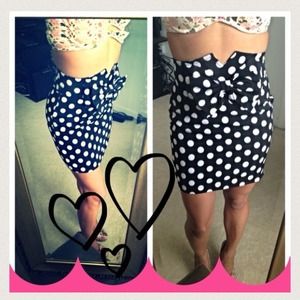 🚩BUNDLED🚩Super cute high waisted skirt