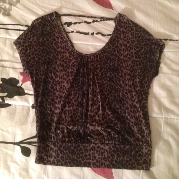 Treebarn Tops - Cheetah print top