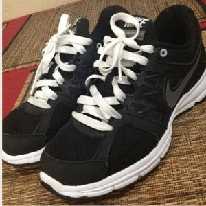 Nike Air Relentless 2 Running Shoes