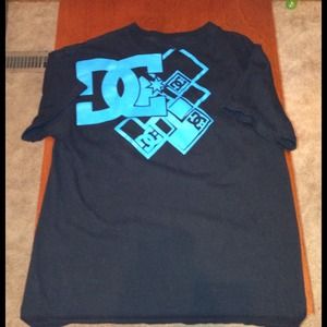 ❌SOLD IN BUNDLE❌❌NWOT DC TEE