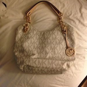 🚫SOLD🚫 AUTH MICHAEL KORS HANDBAG