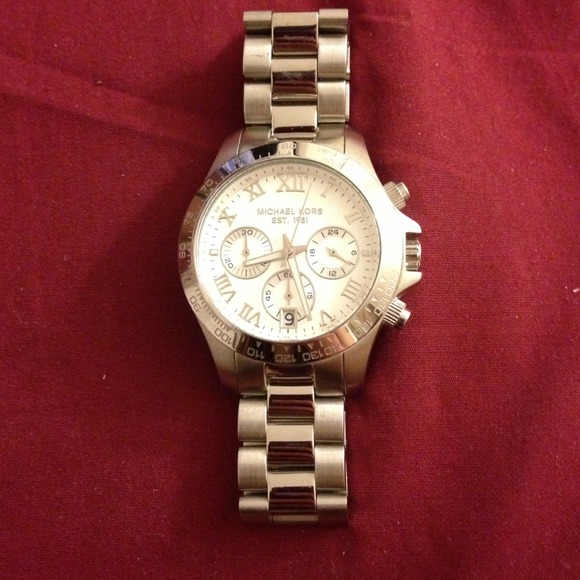 Authentic Michael kors 5454 - Picture 1 of 4