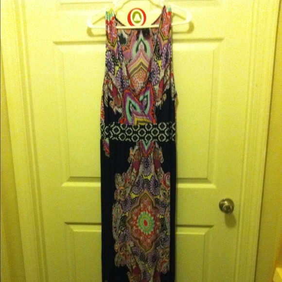 New Directions for Women multicolored maxi dress