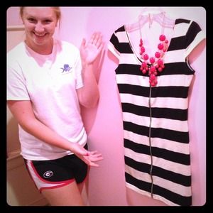 Zip-up the front fitted dress...