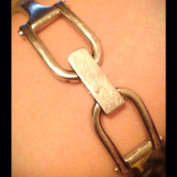 SOLD! 🚫Authentic gucci watch - Picture 2 of 4