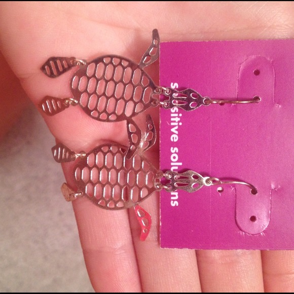 Turtle earings