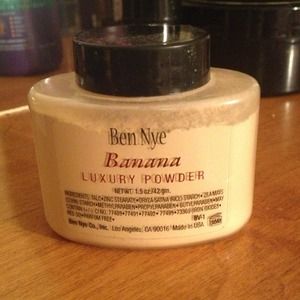 Ben Nye banana powder
