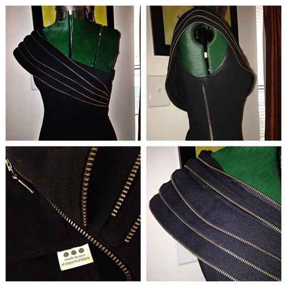 Three Dot... Zipper detail knit dress