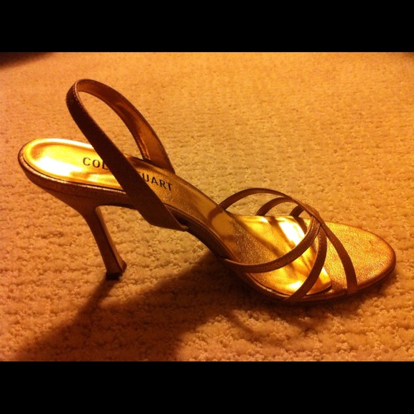 Colin Stuart sling backs in GOLD - Picture 2 of 2