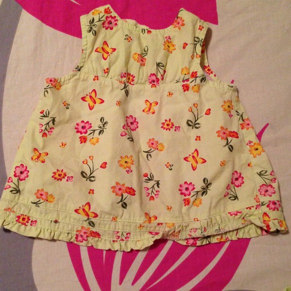 Adorable baby shirt and Matching bloomers💗 - Picture 2 of 4