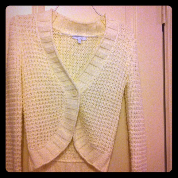 White knit cardigan
