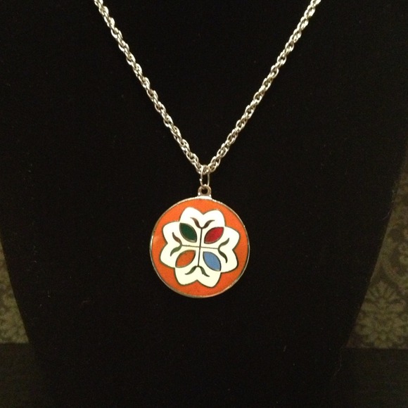 VINTAGE "Hex Sign" Necklace - Picture 2 of 4