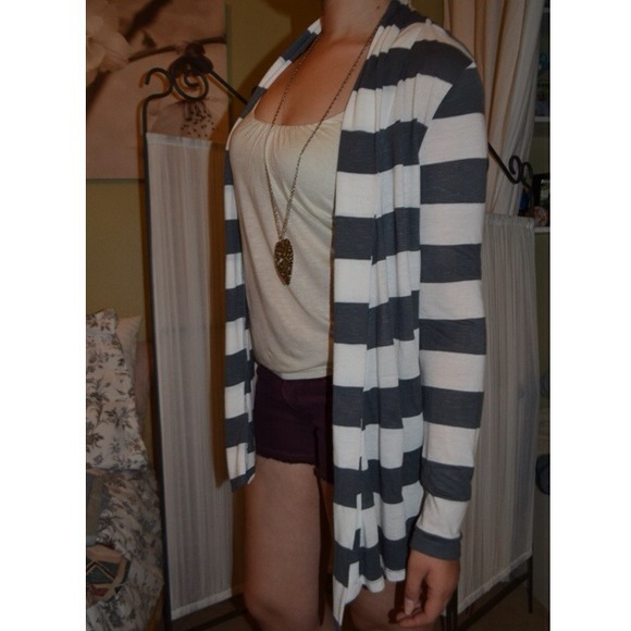 Long cardigan.