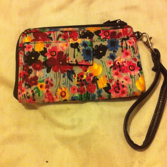 Flower Print Wristlet - Picture 2 of 2