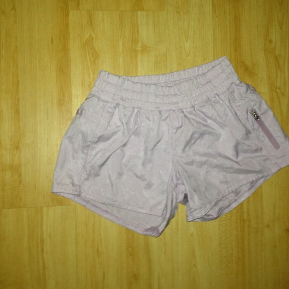❌SOLD❌Lululemon Track Attack short