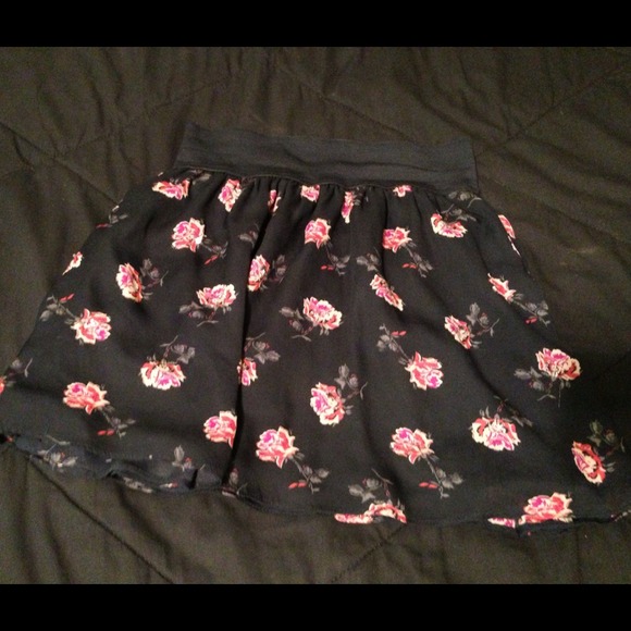 🚫SOLD🚫 - Picture 2 of 3