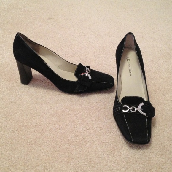 AK Anne Klein Black shoes