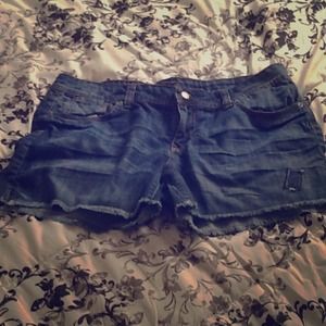 Distressed denim shorts!