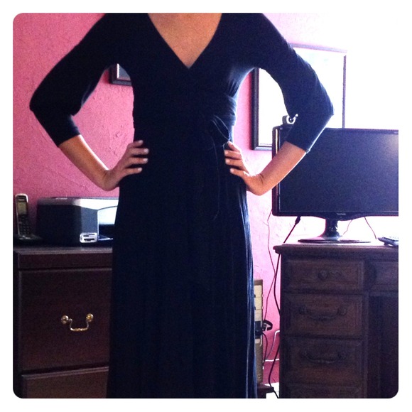 Theory Tea Length Black Wrap Dress🔴REDUCED🔴 - Picture 1 of 2