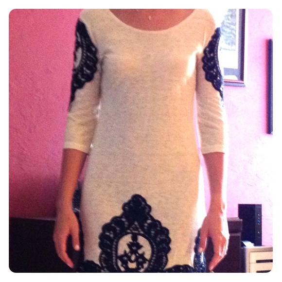 Classy Creme and Black Pullover Dress - Picture 1 of 2