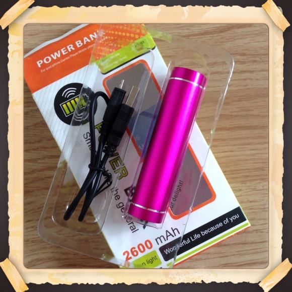 2600mAh FLASH CHARGER FOR MOBILE DEVICES