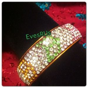 Beautiful Bangle Made in India multicolored stones