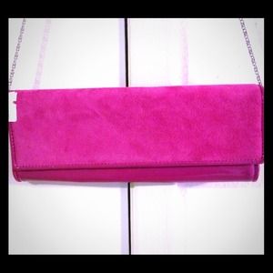 🌟NEW LISTING🌟Pink Aldo Clutch