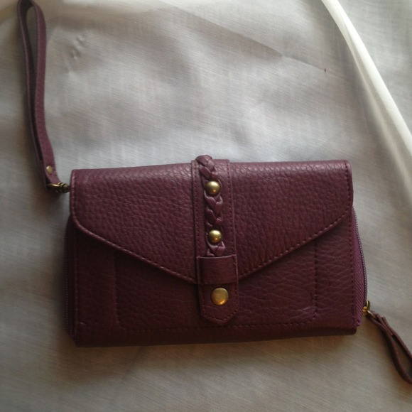 ❌SOLD❌Purple Wristlet
