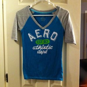 Aéropostale baseball t-shirt