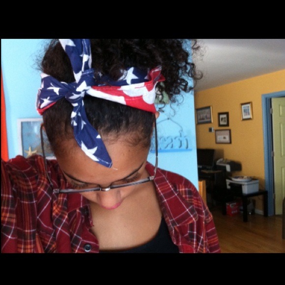 SOLD American flag bandana - Picture 4 of 4