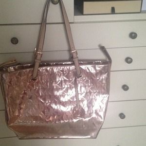 Michael Kors rose gold handbag/tote bag!