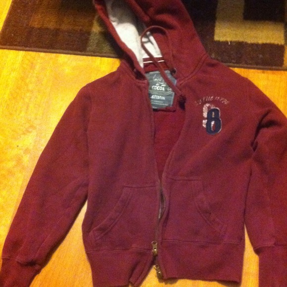 Off bran jacket comfy cute and warm!!