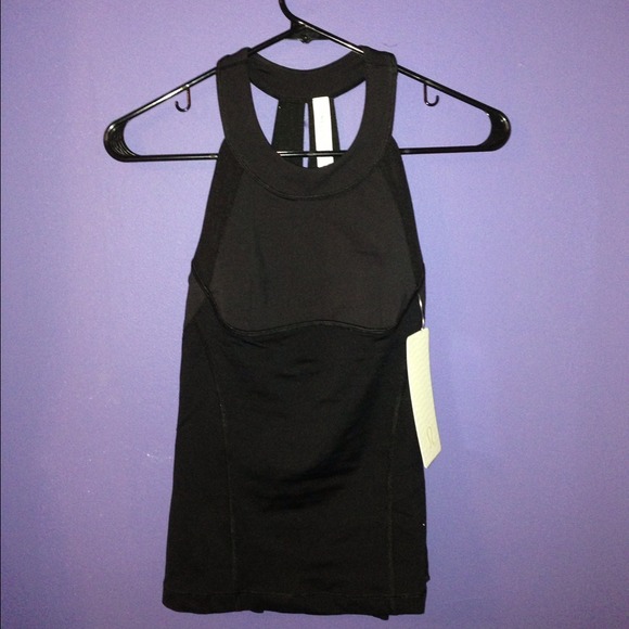 🚫SOLD in bundle🚫Brand new Lululemon tank