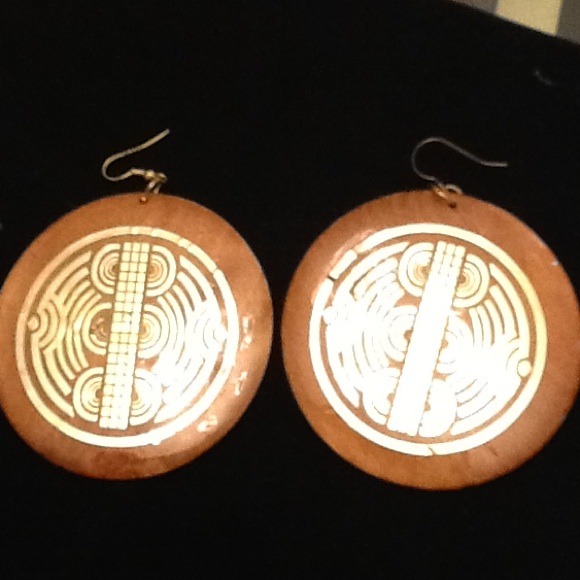 BROWN WOODEN EARRINGS BUNDLE @smevan