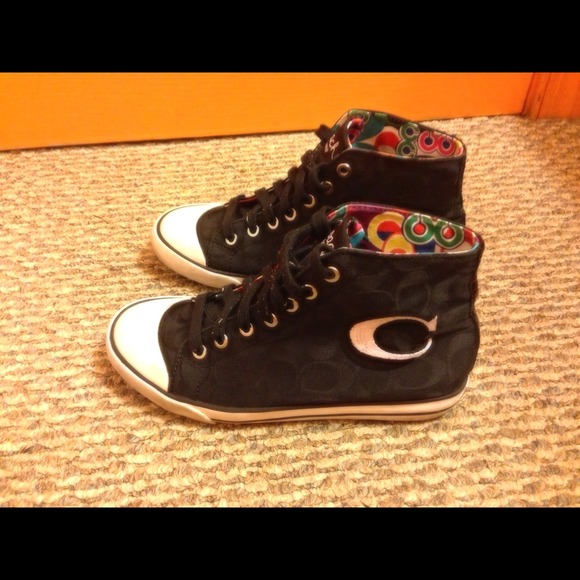 Coach High Top Sneakers 👟🎀