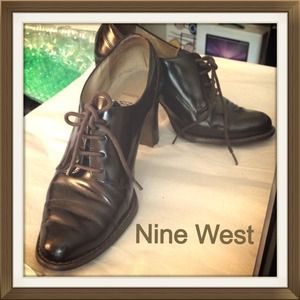 Nine West Oxford Style Pumps!
