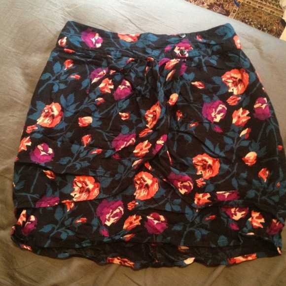 Kimchi Blue Urban Outfitters mini skirt!! - Picture 1 of 4