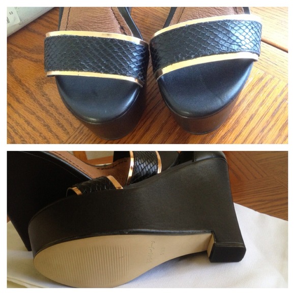 🍒HOST PICK🍒Elizabeth & James wedge sandals - Picture 4 of 4